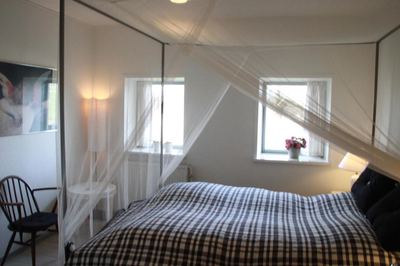 Rolso Retreat Villa Knebel Екстериор снимка