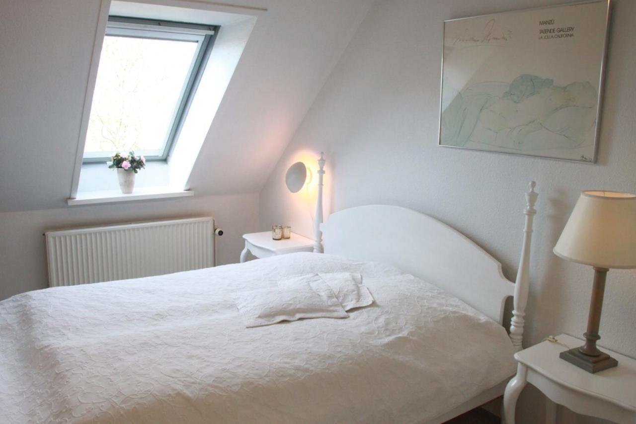 Rolso Retreat Villa Knebel Екстериор снимка