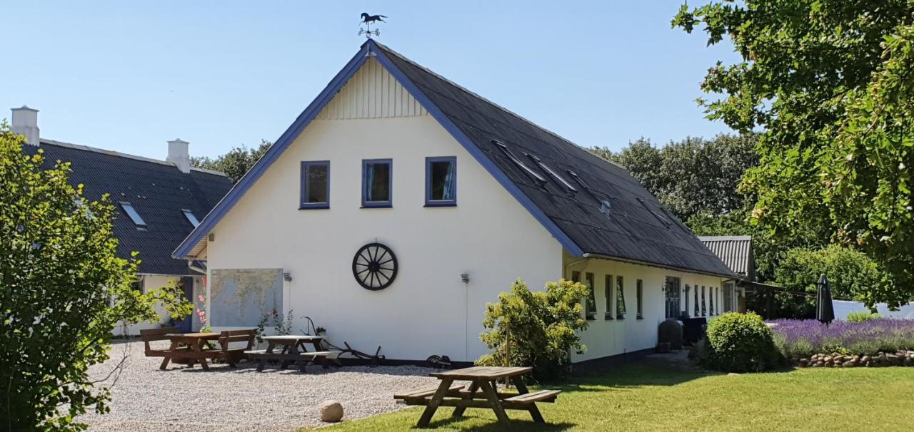 Rolso Retreat Villa Knebel Екстериор снимка